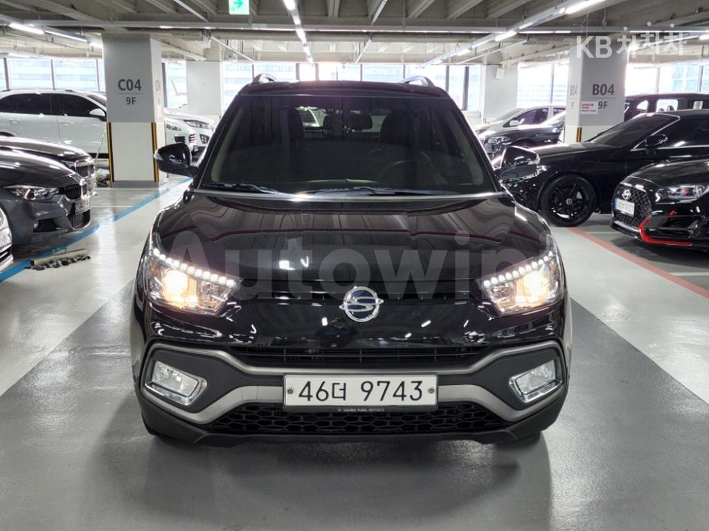 KPBXL3AP1HP178425 2017 SSANGYONG TIVOLI AIR 2WD IX PLUS PACKAGE-0