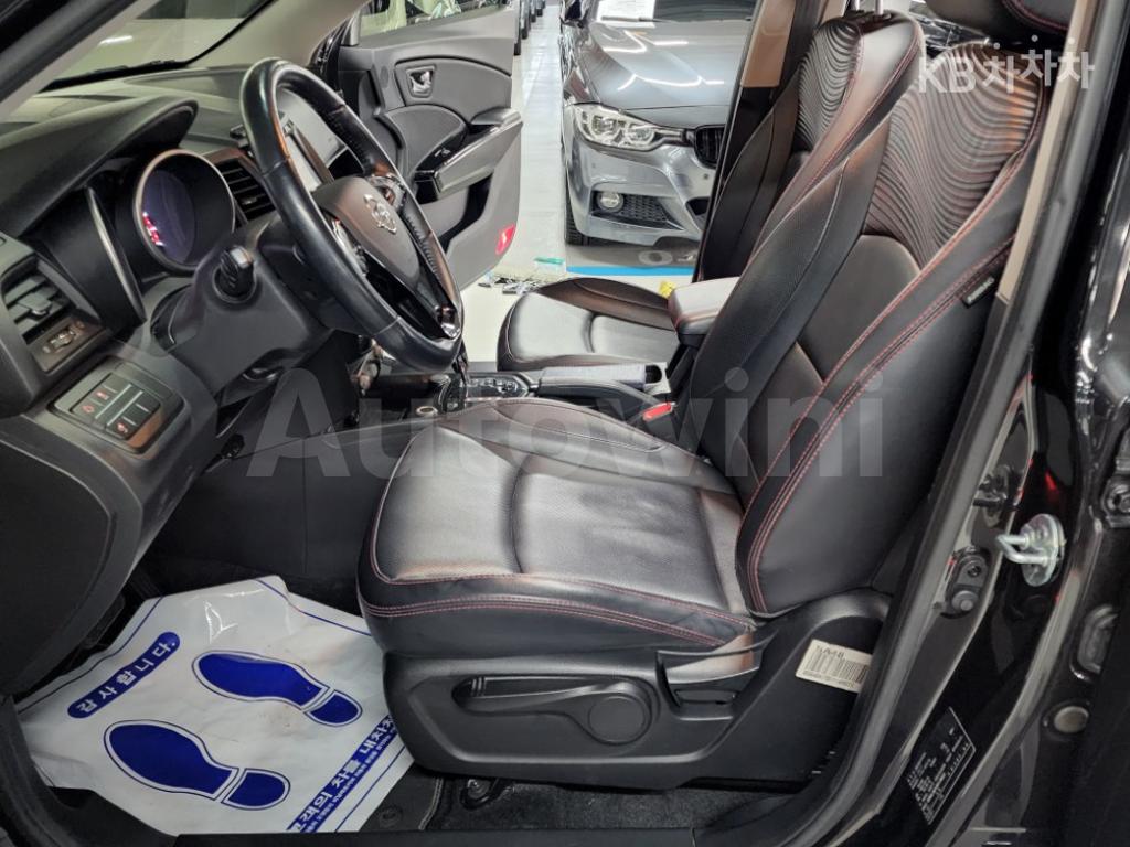 2017 SSANGYONG TIVOLI AIR 2WD IX PLUS PACKAGE - 10