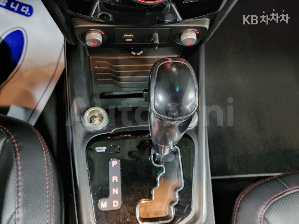 2017 SSANGYONG TIVOLI AIR 2WD IX PLUS PACKAGE - 23