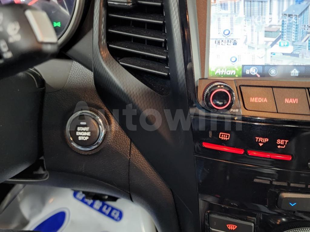 2017 SSANGYONG TIVOLI AIR 2WD IX PLUS PACKAGE - 25