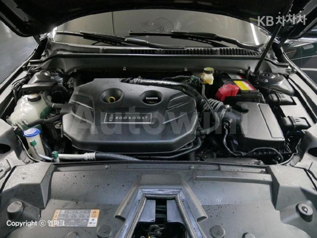 3LN6L5F93HR632566 2017 LINCOLN MKZ 2.0L GTDI RESERVE 300A AWD-4