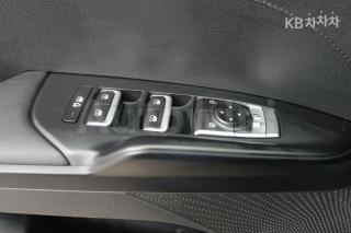 2021 KIA K5 3RD GEN 2.0 GASOLINE PRESTIGE - 12