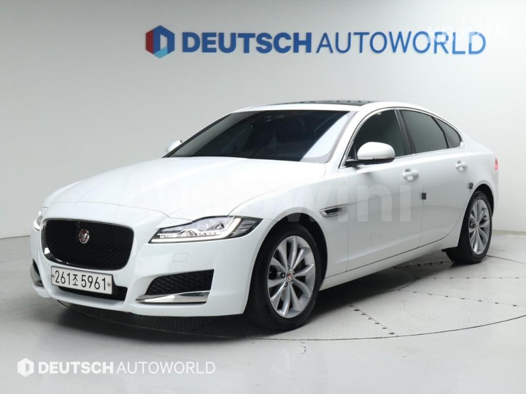 SAJBB4BX5KCY75386 2019 JAGUAR XF 2.5T PORTFOLIO-0