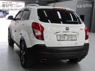 KPBBH2AW1HP258637 2017 SSANGYONG  STYLE KORANDO C 2.2 RX 2WD LUXURY-2