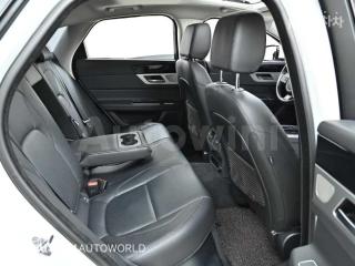 2017 JAGUAR XF 2.5T PRESTIGE - 12
