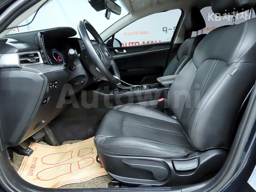 2020 KIA K5 3RD GEN 2.0 LPI 렌터카 STANDARD - 13