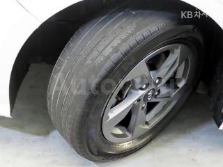 2020 KIA K5 3RD GEN 2.0 LPI 렌터카 STANDARD - 19