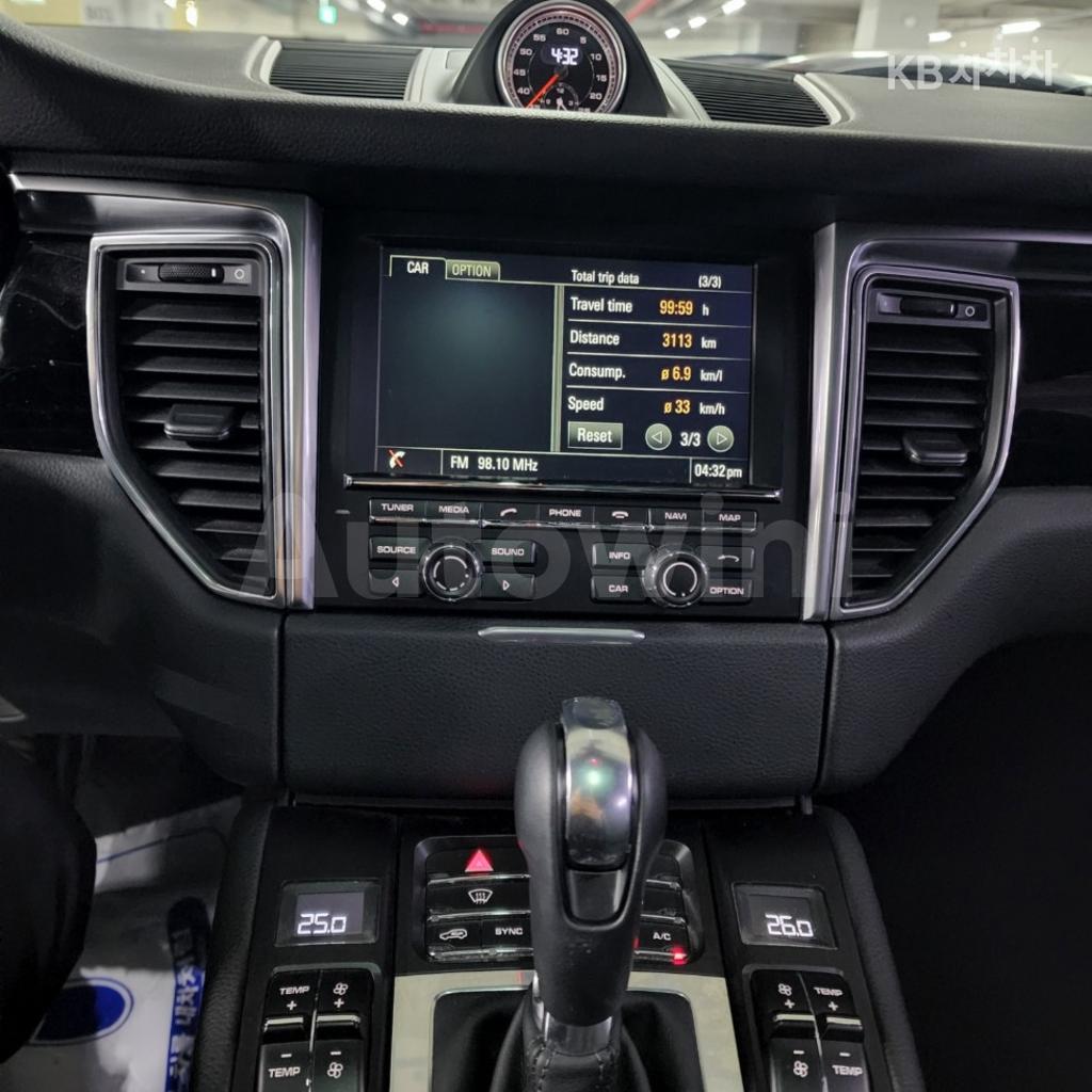 2015 PORSCHE MACAN 3.0 S - 8