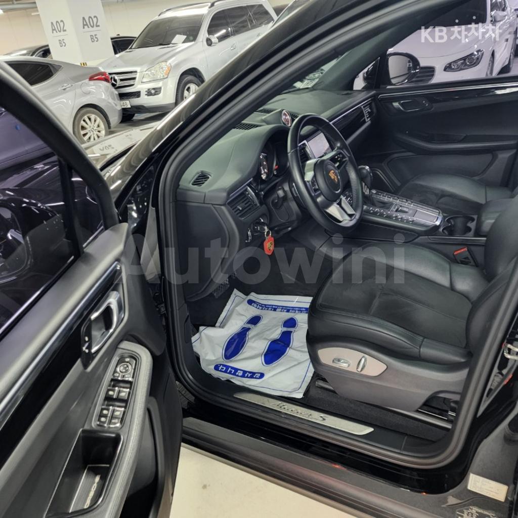 2015 PORSCHE MACAN 3.0 S - 10