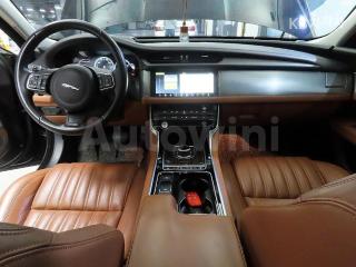 2017 JAGUAR XF 2.5T PRESTIGE - 10