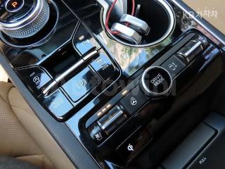 2020 KIA K5 3RD GEN 1.6 GASOLINE TURBO SIGNATURE - 11