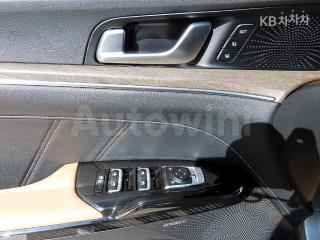 2020 KIA K5 3RD GEN 1.6 GASOLINE TURBO SIGNATURE - 12