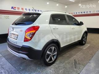 KPBBH2AW1HP251948 2017 SSANGYONG  STYLE KORANDO C 2.2 RX 2WD LUXURY-4