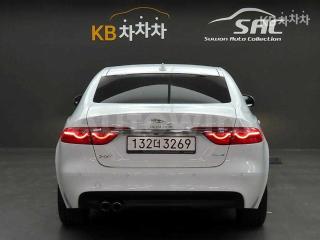 SAJBB4BN6HCY31517 2017 JAGUAR XF 2.0D PRESTIGE-3