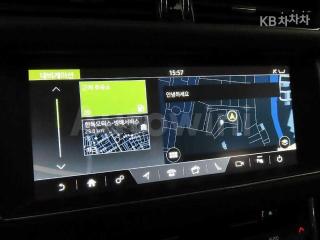 2017 JAGUAR XF 2.0D PRESTIGE - 12