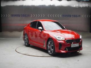 KNAE651BDLS070913 2020 KIA STINGER 2.2 DIESEL 4WD PLATINUM-1
