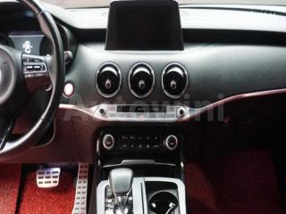 2020 KIA STINGER 2.2 DIESEL 4WD PLATINUM - 9