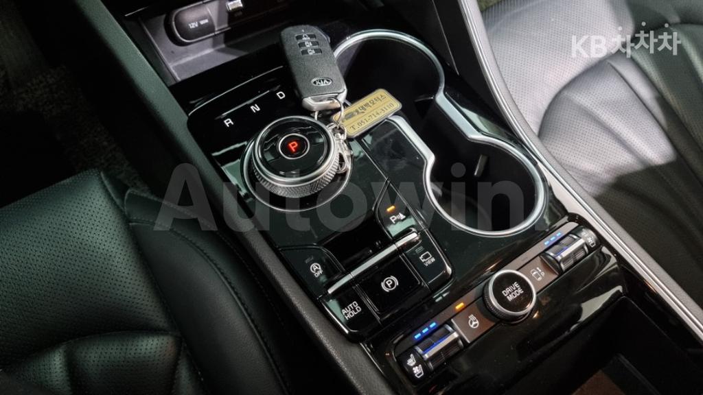 2021 KIA K5 3RD GEN 1.6 GASOLINE TURBO SIGNATURE - 16