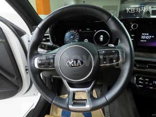 KNAG341ABMA104678 2021 KIA K5 3RD GEN 2.0 GASOLINE NOBLESSE-5