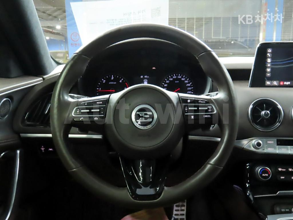 2020 KIA STINGER 2.2 DIESEL 2WD PLATINUM - 8