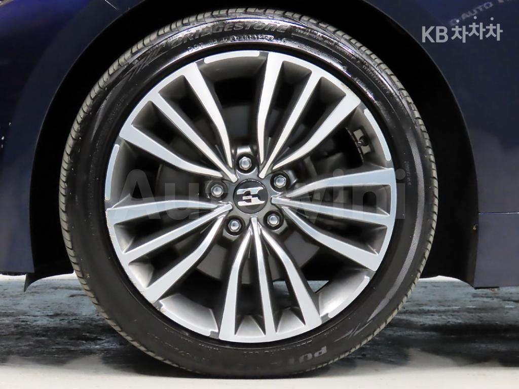 2020 KIA STINGER 2.2 DIESEL 2WD PLATINUM - 20