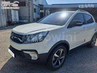 KPBBH2AW1HP253566 2017 SSANGYONG  STYLE KORANDO C 2.2 EXTREME 2WD-0