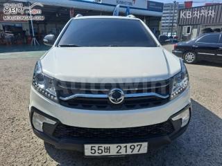 KPBBH2AW1HP253566 2017 SSANGYONG  STYLE KORANDO C 2.2 EXTREME 2WD-1