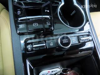 2021 KIA K5 3RD GEN 1.6 GASOLINE TURBO SIGNATURE - 10