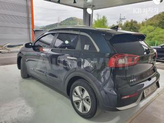 2018 KIA  NIRO 1.6 HEV NOBLESSE - 6