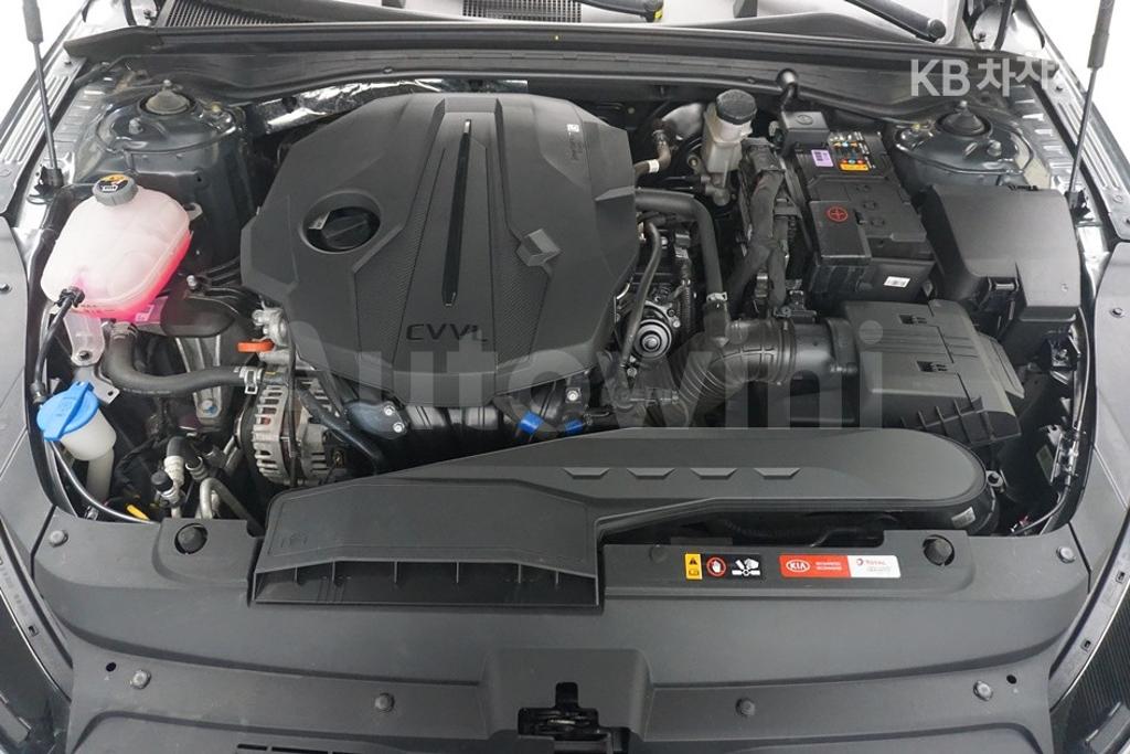 KNAG341ABMA103630 2021 KIA K5 3RD GEN 2.0 GASOLINE NOBLESSE-4