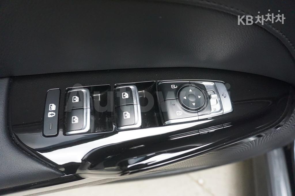 2021 KIA K5 3RD GEN 2.0 GASOLINE NOBLESSE - 13