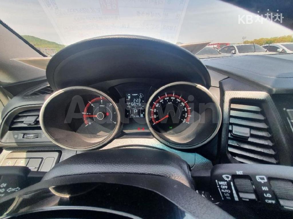 KPBXL3AP1GP075017 2016 SSANGYONG TIVOLI AIR 2WD IX PLUS PACKAGE-5