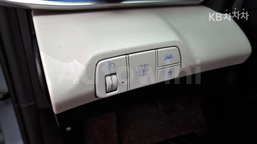2021 HYUNDAI  AVANTE HYBIRD CN7  인스퍼레이션 - 14