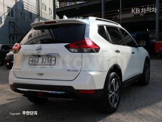 JN1AT2MV0JW000269 2018 NISSAN X TRAIL 2.5 4WD TECH-3