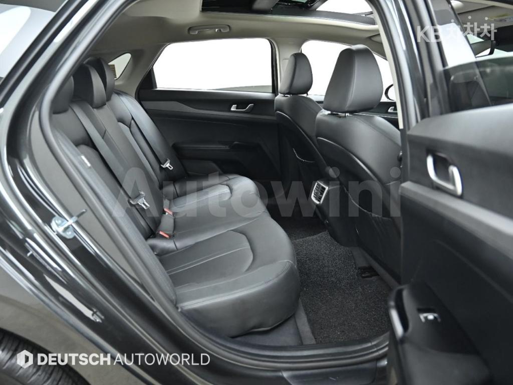 2021 KIA K5 3RD GEN 1.6 GASOLINE TURBO PRESTIGE - 10