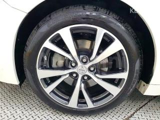 2016 NISSAN MAXIMA 3.5 플라티늄 - 17
