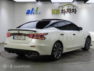 1N4AA6AVXKC382950 2019 NISSAN MAXIMA 3.5 플라티늄-3