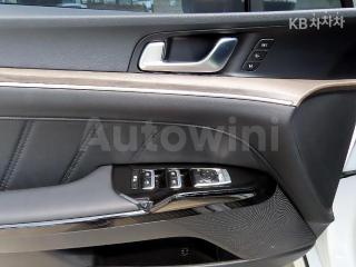 2021 KIA K5 3RD GEN 1.6 GASOLINE TURBO NOBLESSE - 11