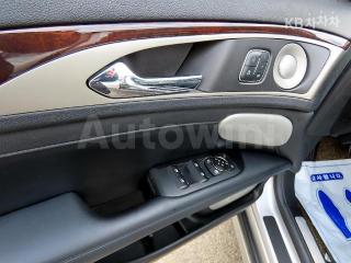 2017 LINCOLN MKZ 2.0L GTDI RESERVE 300A AWD - 13