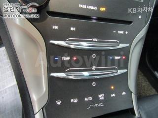 2016 LINCOLN MKZ 2.0L GTDI RESERVE 300A AWD - 14