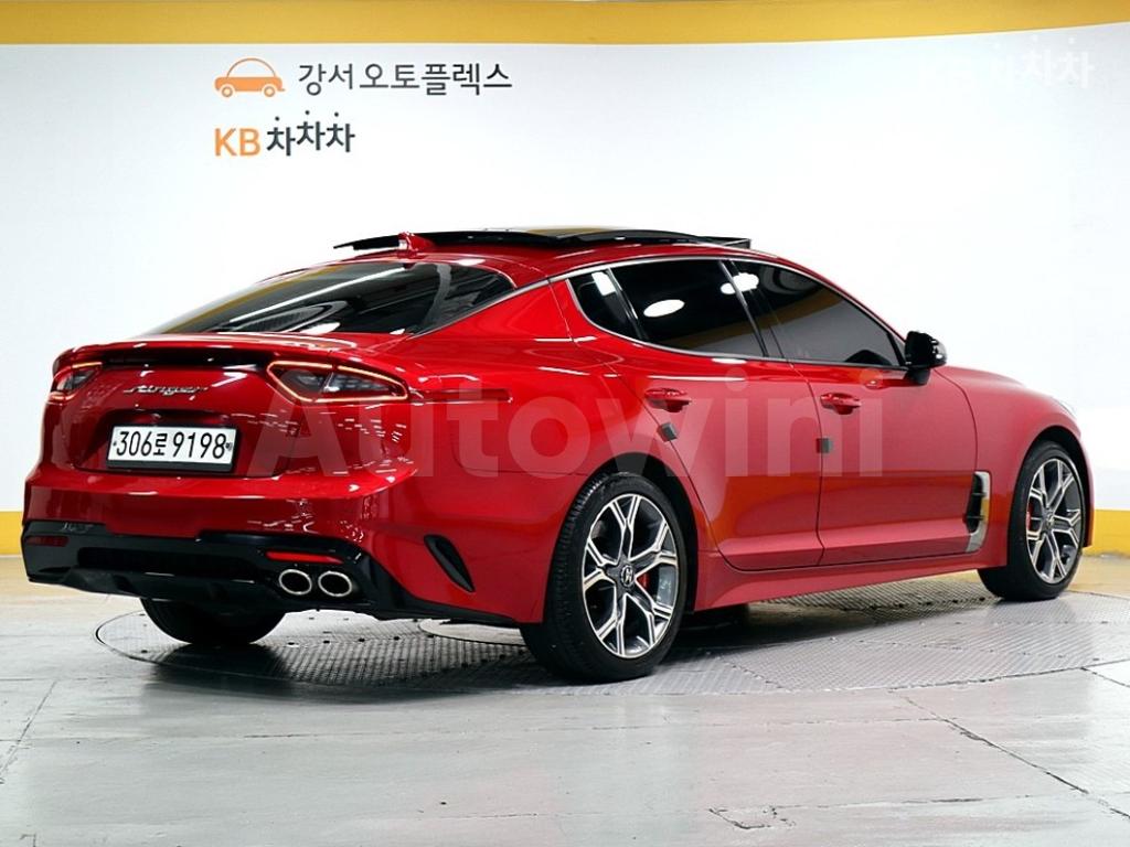 KNAE651BBLS081407 2020 KIA STINGER 2.2 DIESEL 2WD PLATINUM-1
