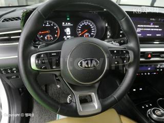 2021 KIA K5 3RD GEN 2.0 GASOLINE PRESTIGE - 8