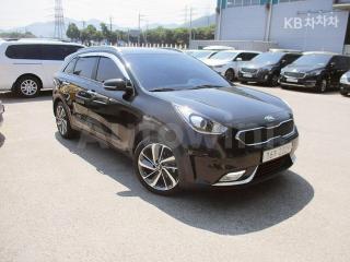 KNACB81CGHA052542 2017 KIA  NIRO 1.6 HEV PRESTIGE-1