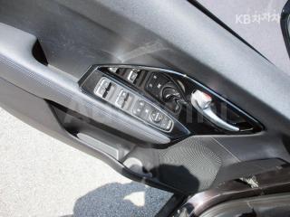 2017 KIA  NIRO 1.6 HEV PRESTIGE - 7