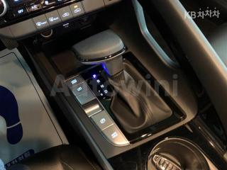 2021 HYUNDAI  AVANTE HYBIRD CN7  SMART - 12
