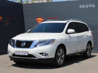 5N1AR2MM9GC617209 2016 NISSAN PATHFINDER 3.5 4WD SE-0