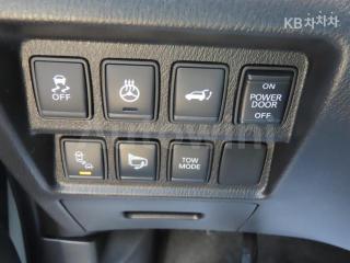 2016 NISSAN PATHFINDER 3.5 4WD SE - 10