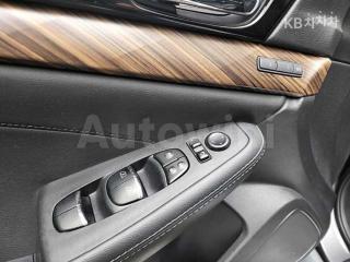 2017 NISSAN MAXIMA 3.5 플라티늄 - 11