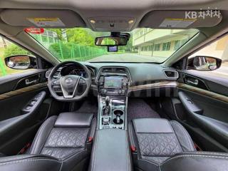 2017 NISSAN MAXIMA 3.5 플라티늄 - 14