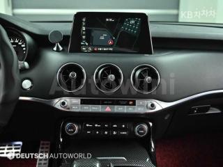 2020 KIA STINGER 2.0 TURBO 4WD PLATINUM - 14